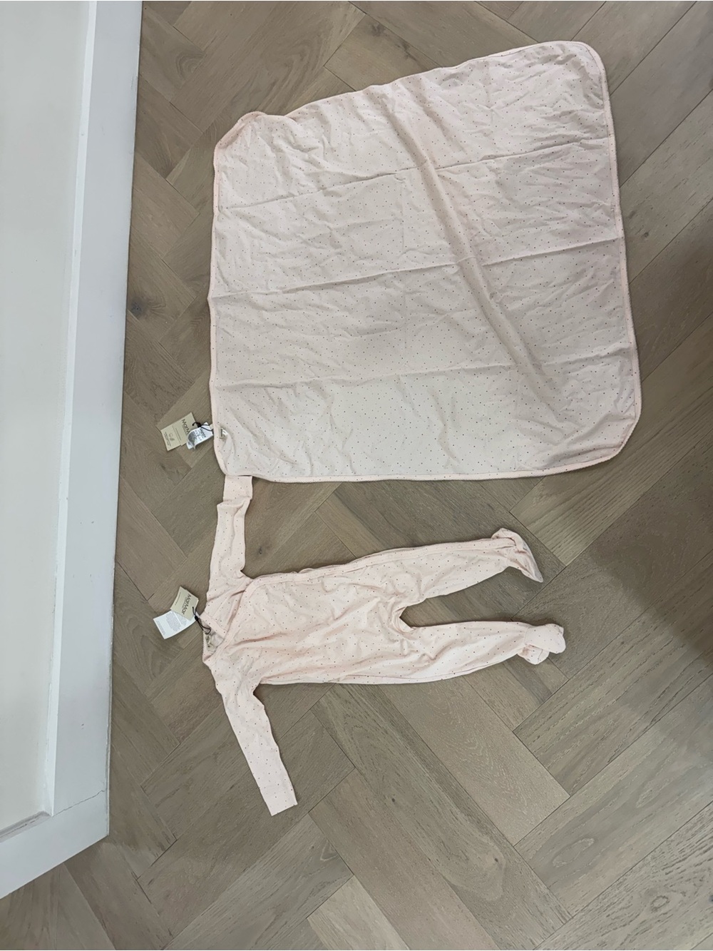 Marmar Copenhagen Baby Pink One-Piece Footed Romper with Matching Blanket 9month
